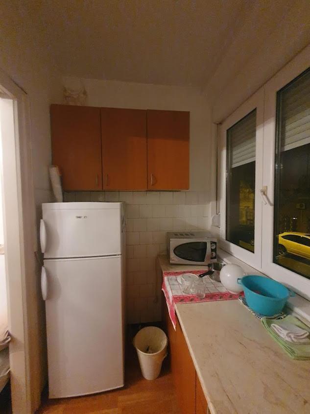 Nikola Hram Lägenhet Belgrad Exteriör bild